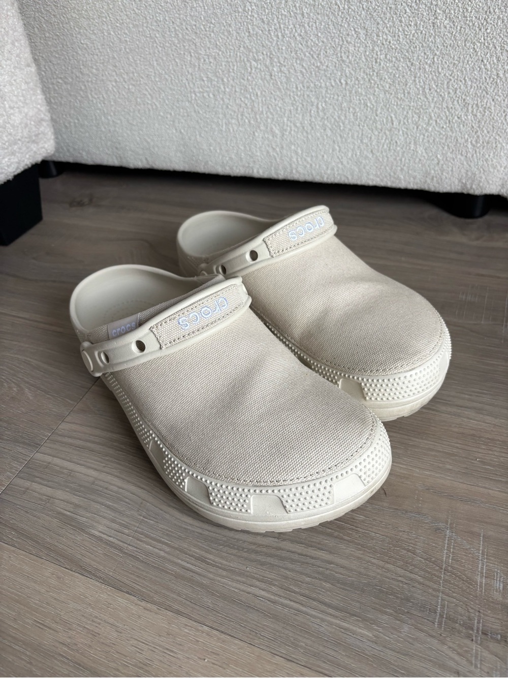 Crocs Canvas Clog M9W11